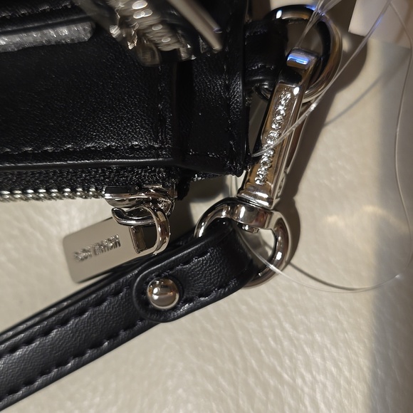 Michael Kors Black and Silver Women's Clutch BNWT - Picture 4 of 13